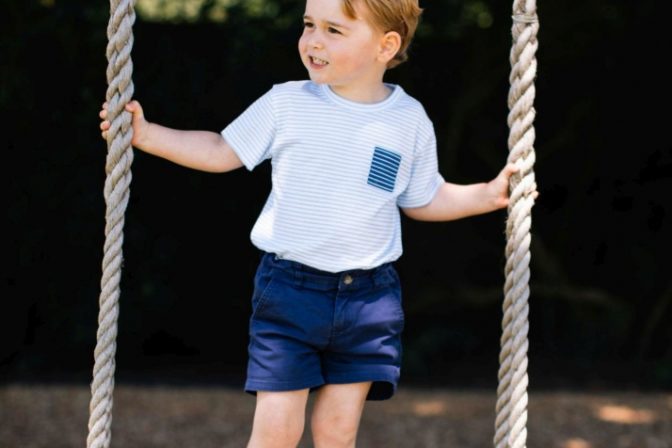 William a Kate zverejnili nové fotografie princa Georgea