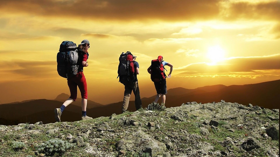 Hikers 1147796_960_720.jpg