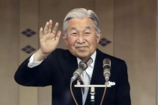 Japonský cisár má zdravotné problémy, abdikovať však nemôže