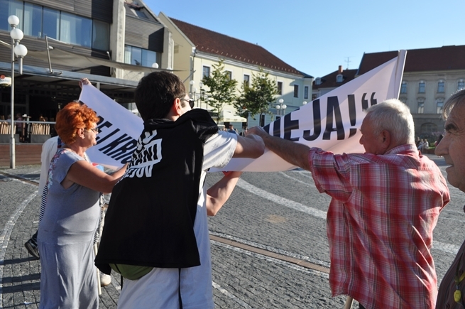 Trnavský protest proti zlodejom v politike