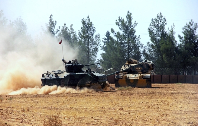 Turecké tanky vnikli do Sýrie
