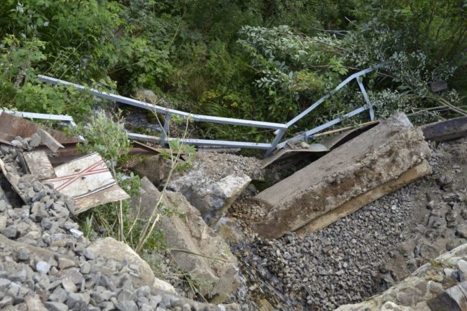 V Tatrách sa zrútila časť mosta
