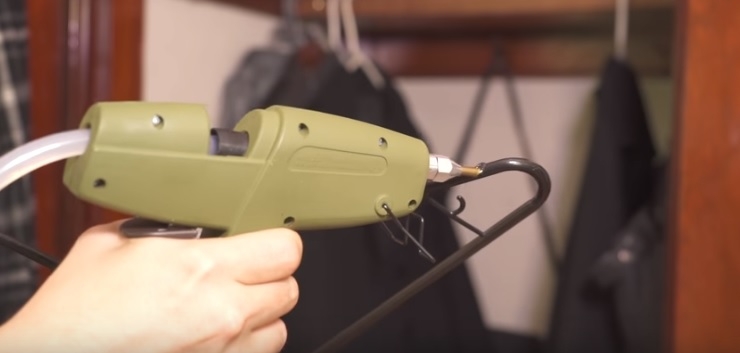 Video: 10 nápadov, ako v domácnosti využiť tavnú pištoľ