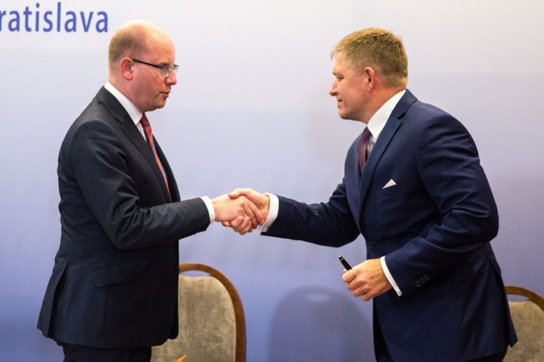 Fico by pri obrane krajiny rád spolupracoval s Českom