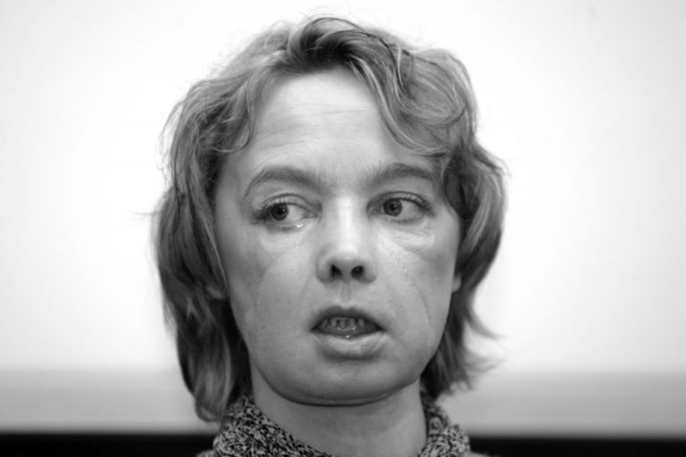 Isabelle Dinoireová