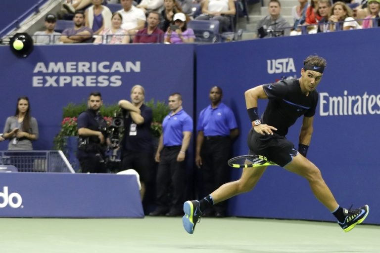 Nadala na US Open poctili standing ovations, je v osemfinále