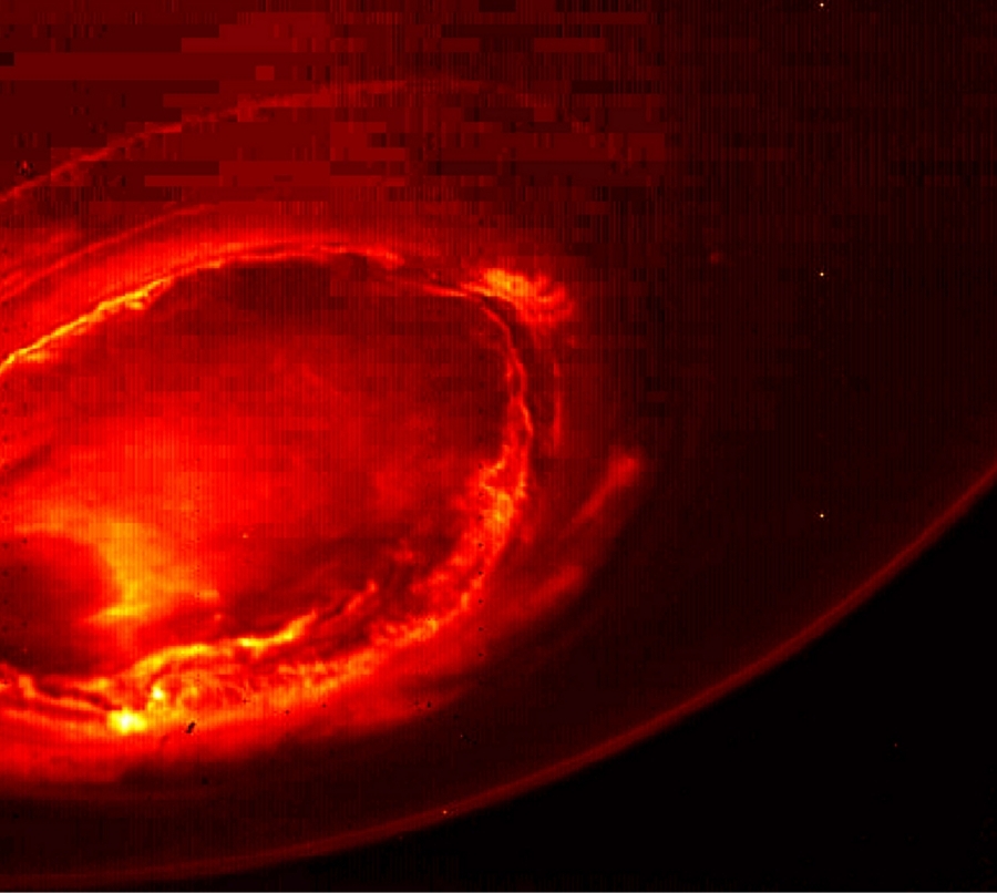 NASA zverejnila nové fotografie Jupitera, je oveľa modrejší