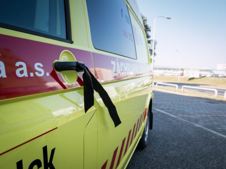 Záchranári si spanilou jazdou uctili pamiatku obetí nehody vrtuľníka