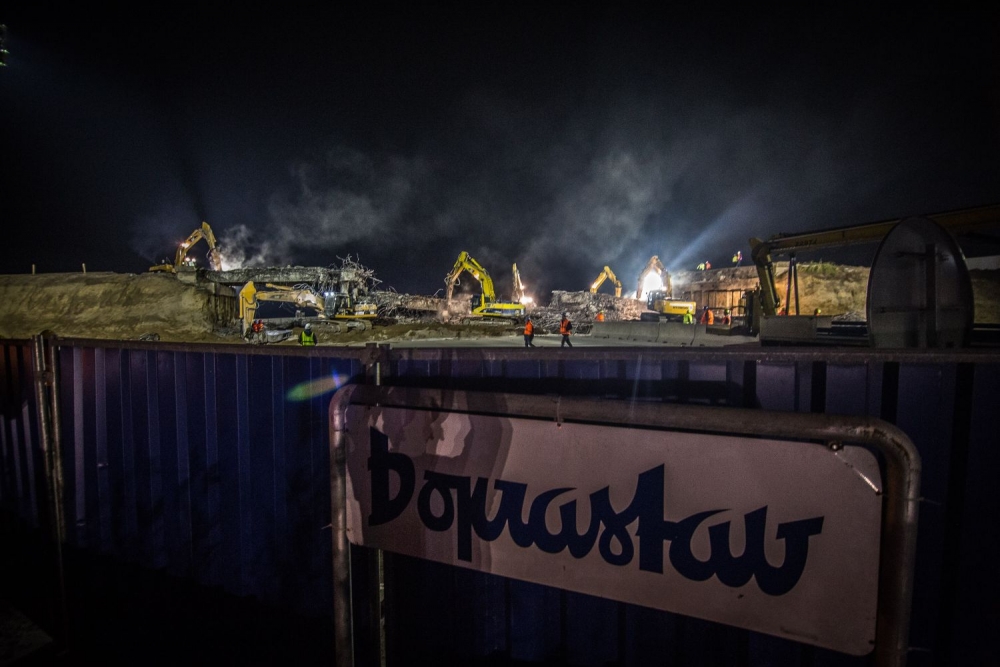 Demolácia mosta nad diaľnicou D1