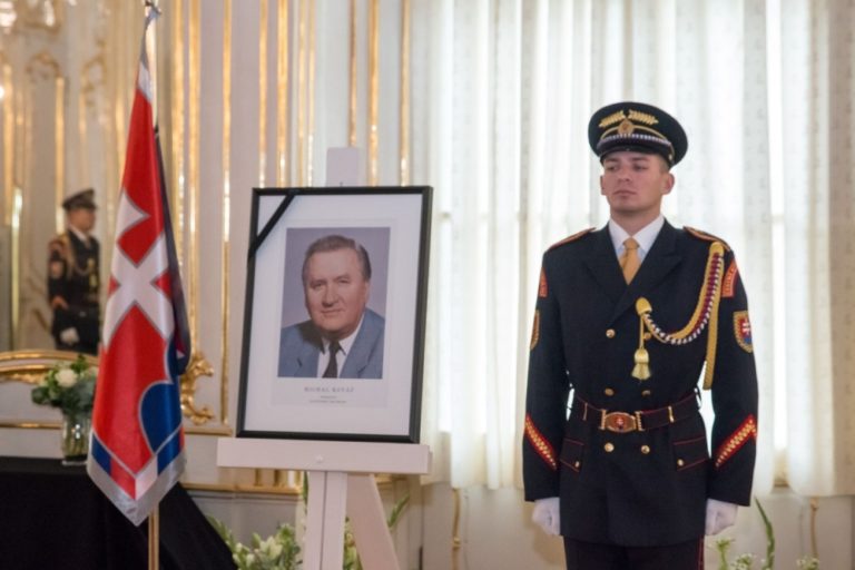 Kondolenčná kniha pre Michala Kováča († 86)
