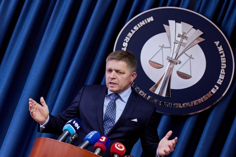 Protischránkový zákon môže byť podľa Fica vzorom pre Európu