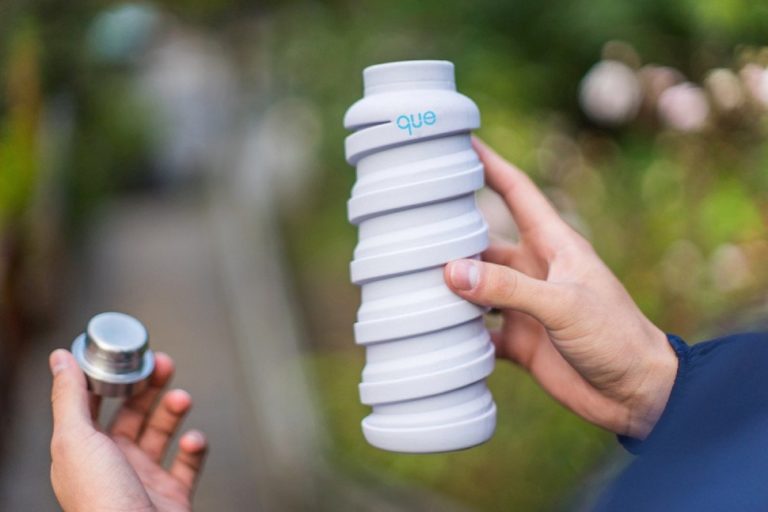 Que bottle 2.jpg