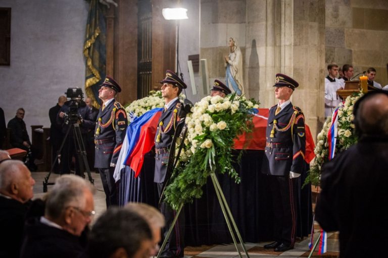 Rozlúčka s prvým prezidentom SR Michalom Kováčom