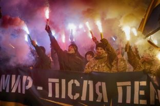 V Kyjeve pochodovali nacionalisti
