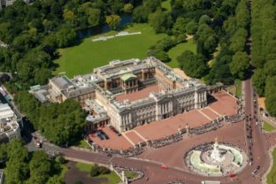 Buckinghamský palác dostane nový šat, renovácia potrvá roky