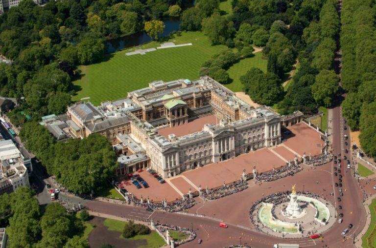 Buckinghamský palác dostane nový šat, renovácia potrvá roky