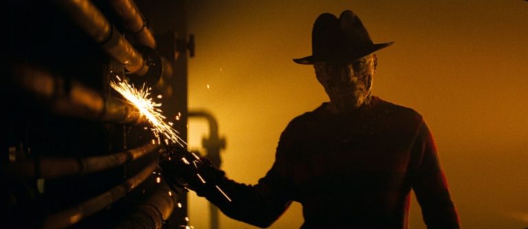Hororový hosť postrelil na halloweenskej párty piatich ľudí