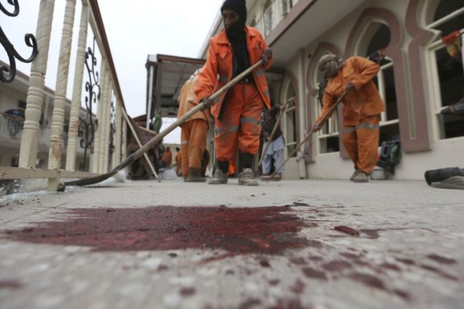 V kábulskej mešite sa odpálil atentátnik