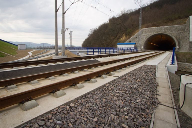 železnice - trať