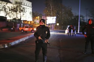 Istanbul sa otriasal výbuchmi, zahynuli desiatky ľudí