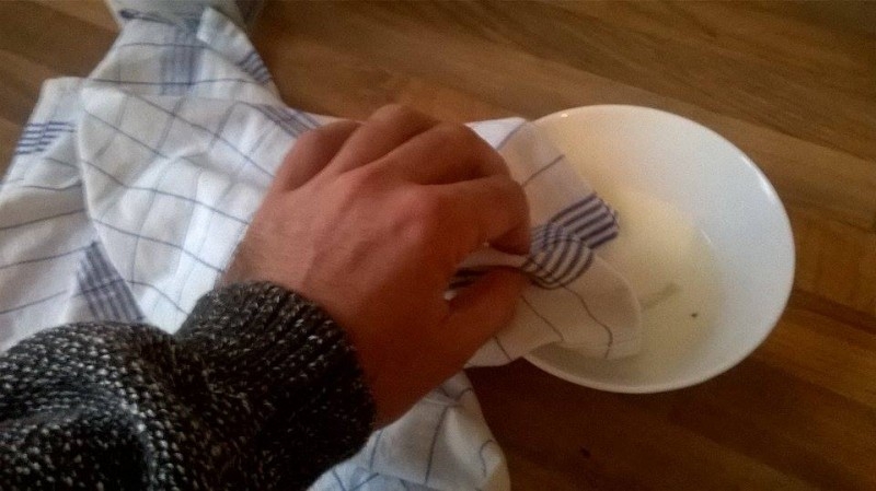Škvrna od pera? Takto jednoducho sa jej zbavíte.