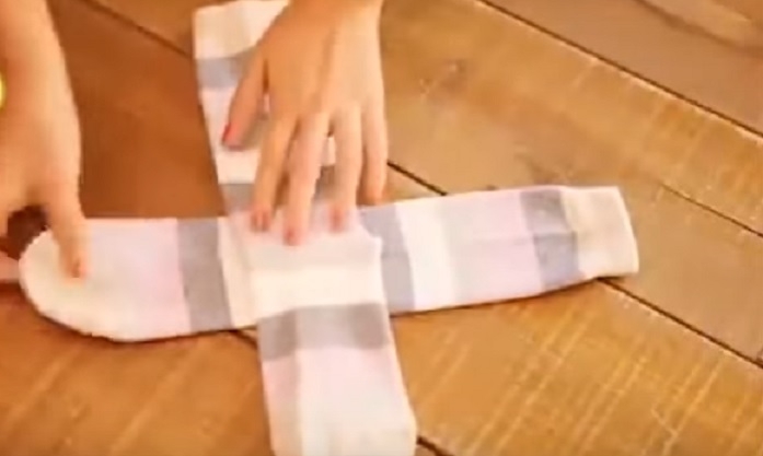 Ako si skladáte ponožky? Toto je ten správny postup