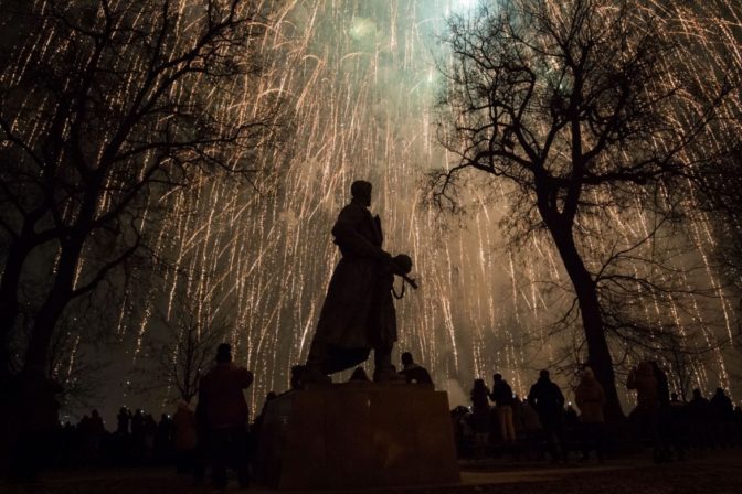Bratislava: Novoročný ohňostroj nad Dunajom