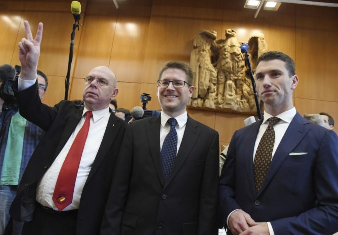 Nemecký súd odmietol zakázať krajne pravicovú stranu NPD