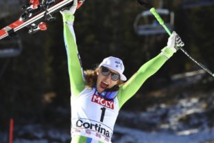 Superobrovský slalom v Cortine ovládla Slovinka Štuhecová