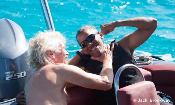 Obamovci dovolenkovali v Karibiku s miliardárom Bransonom