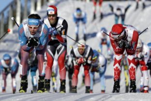 Majstrami sveta v tímšprinte mužov v Lahti sa stali Rusi