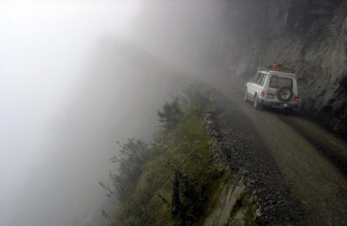 316855 most dangerous amazing roads in the world north yungas road bolivia 2 900 ab41714c27 1484142741.jpg