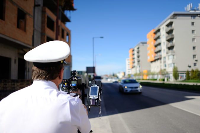 POLÍCIA: Rýchlostný maratón