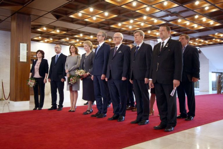 NR SR: Slovenskí europoslanci v parlamente