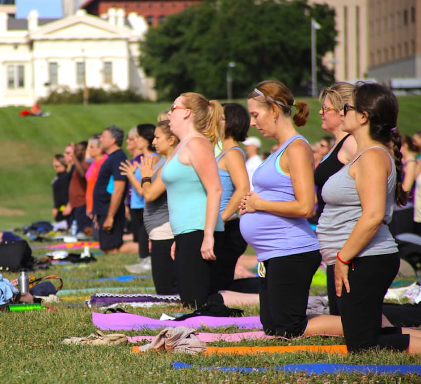 Yoga 850x775.jpg