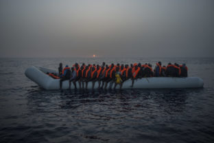 utečenci, migranti