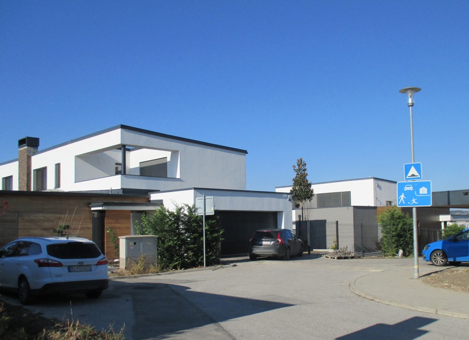 G1.jpg