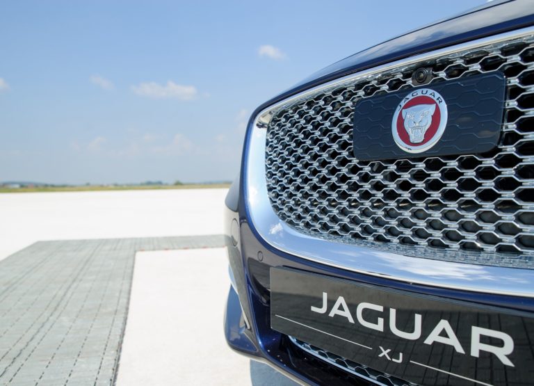 JAGUAR: Začiatok výstavby závodu v Nitre