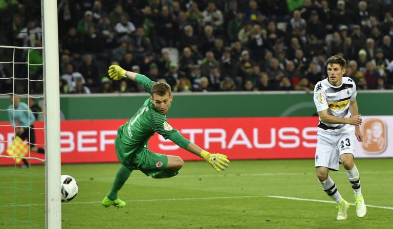 Lukáš Hradecký