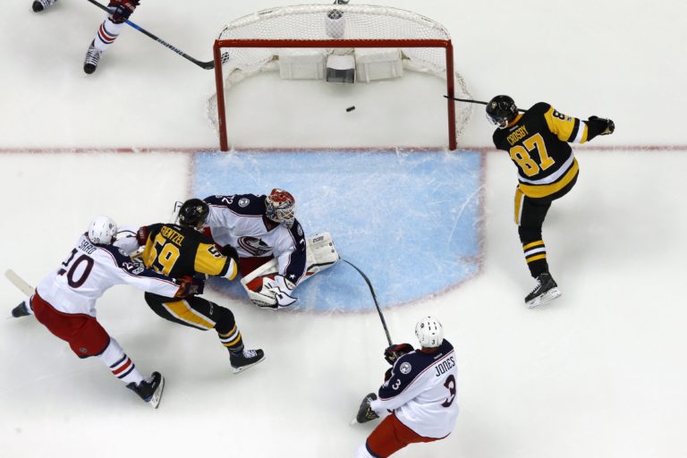 Sidney Crosby, Sergej Bobrovskij