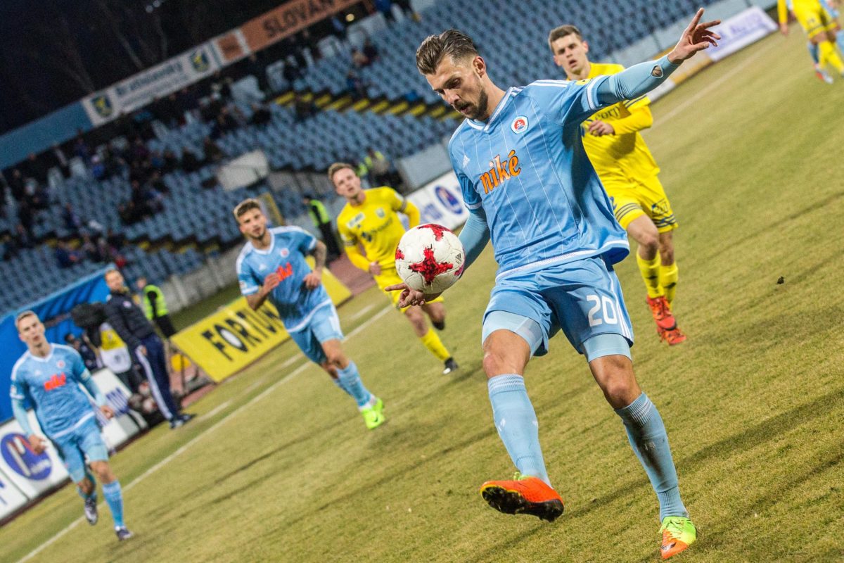 FUTBAL FL: Bratislava - Michalovce
