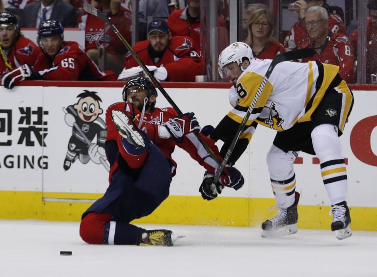 Alexander Ovečkin, Brian Dumoulin