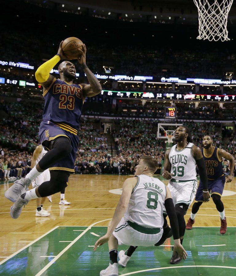 LeBron James, Jonas Jerebko, Jae Crowder