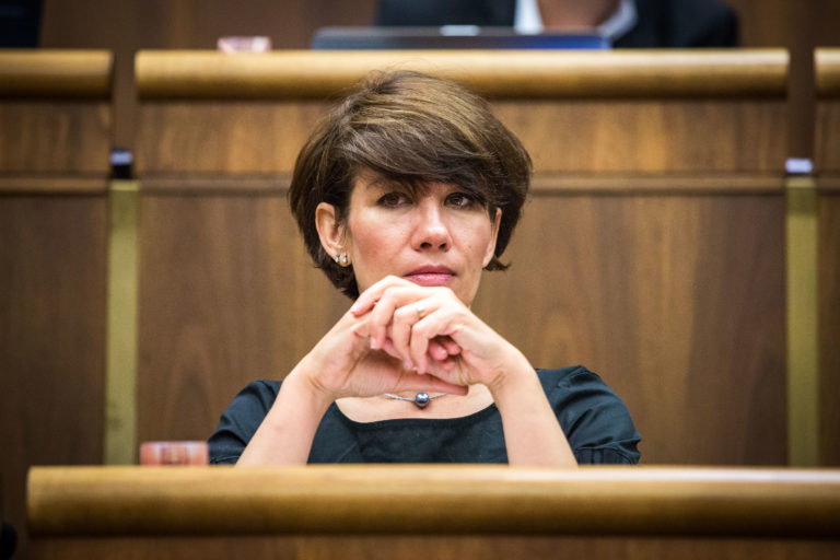 Lucia Ďuriš Nicholsonová