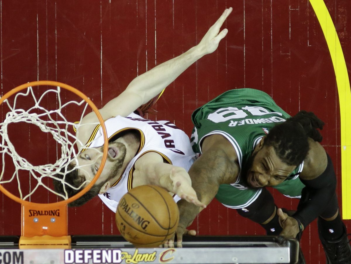Jae Crowder, Kevin Love