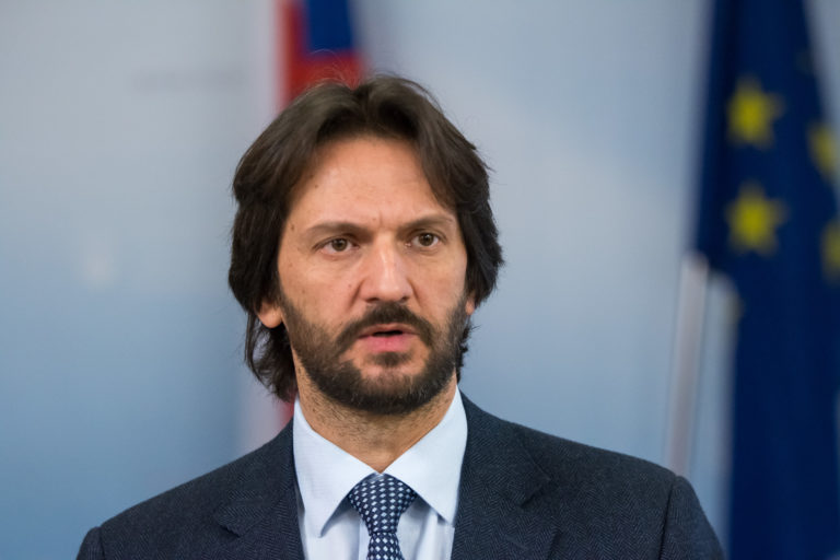Robert Kaliňák