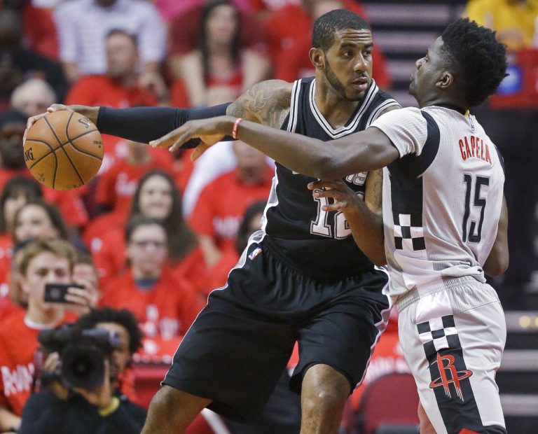 LaMarcus Aldridge, Clint Capela