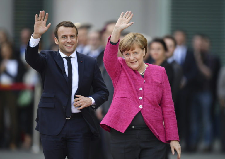 Emmanuel Macron a Angela Merkelová
