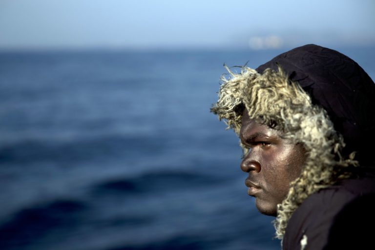 Utečenci, migranti