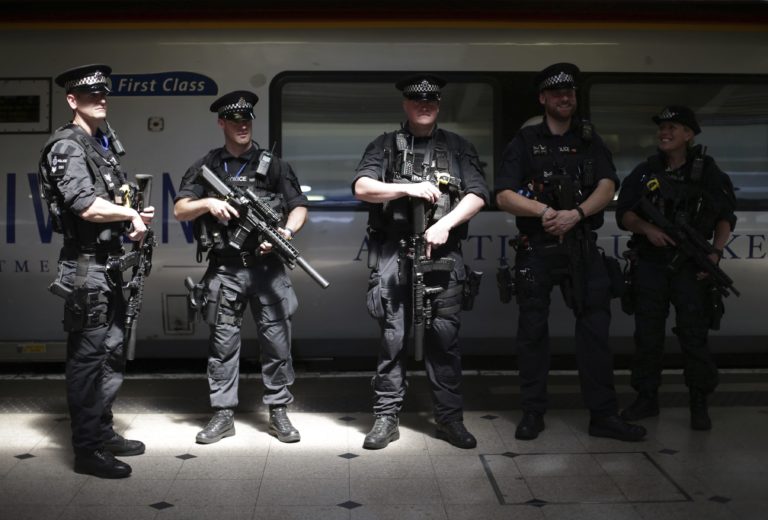 Polícia